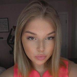 Meet your Posher, Marissa